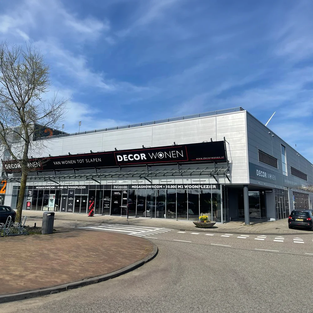 De echte buitengevel van DecorWonen Amsterdam Westpoort